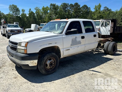 2006 Chevrolet 3500 4x2 Crew Cab Cab & Chassis
