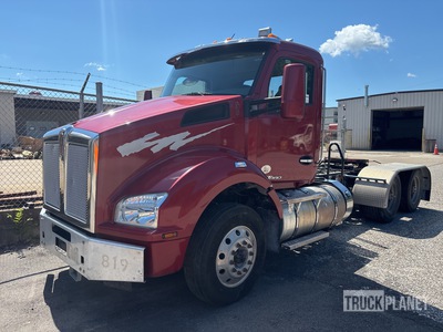 2018 Kenworth T880 6x4 Sleeper Prime Mover (Inoperable)