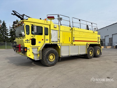 1999 Oshkosh Low Tilt Wóz strażacki
