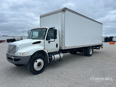 2019 International 4300 4x2 Camion fourgon