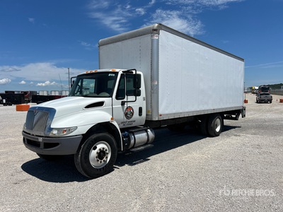 2019 International 4300 4x2 Gesloten vrachtwagen