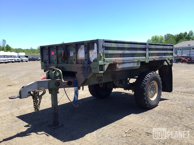 2001 Stewart & Stevenson M1082 LMTV Cargo Trailer