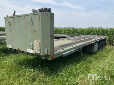 1991 Dynaweld M871A2R Flatbed Trailer