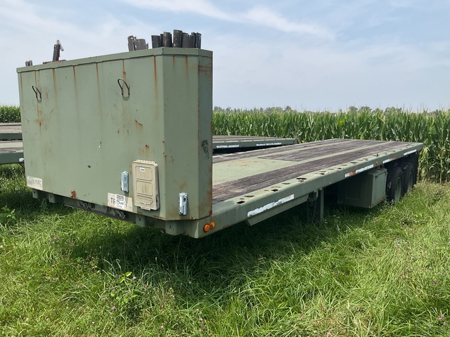 1991 Dynaweld M871A2R Flatbed Trailer