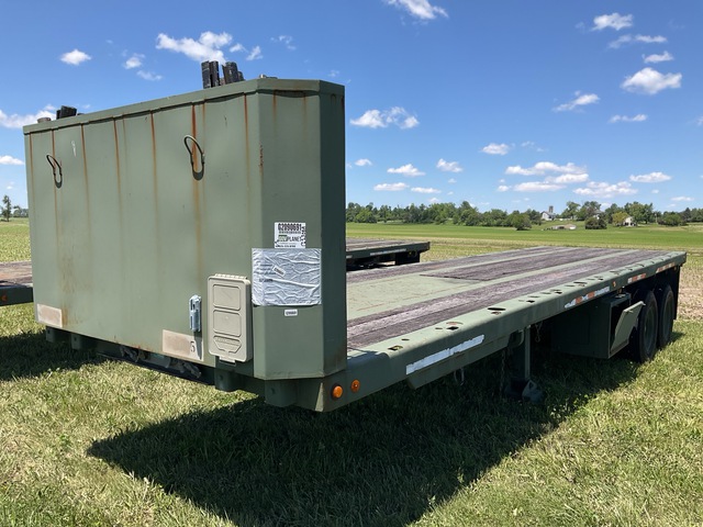 Dynaweld M871A2R Flatbed Trailer