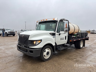 2013 International TerraStar 4x2 Spray Truck