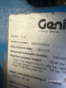 2014 Genie S40 4WD Diesel ブームリフト
