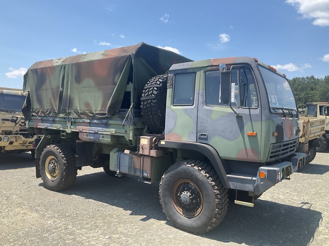 2003 Stewart & Stevenson M1078A1 LMTV 4x4 Cargo Truck