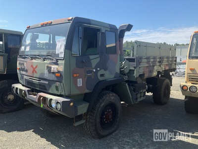 2004 Stewart & Stevenson M1078A1 LMTV 4x4 Cargo Truck