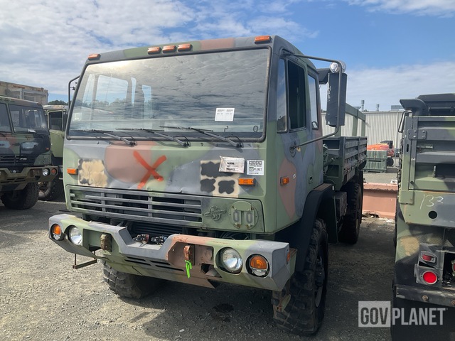 2003 Stewart & Stevenson M1078A1 LMTV 4x4 Cargo Truck