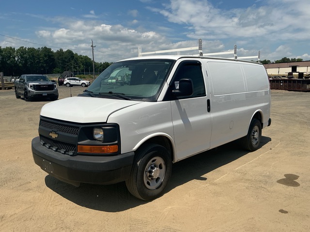 2015 Chevrolet Express 3500 Cargo Van