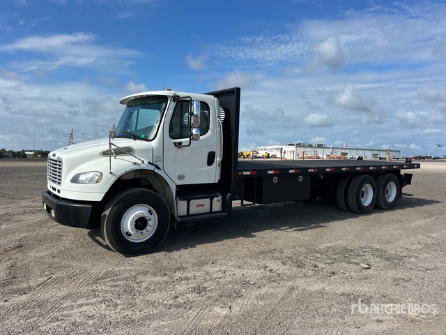 2015 Freightliner M2 106 6x4 Flatbed Truck