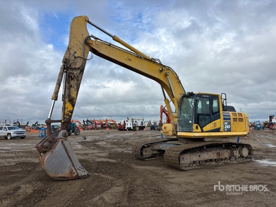 2015 Komatsu PC240LC-10 Escavatore cingolato