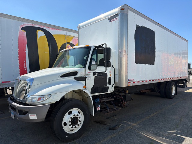 2018 International 4300 Van Truck (Inoperable) 2018 International 4300 Van Truck (Inoperable)