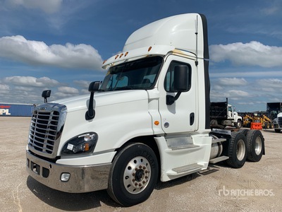 2016 Freightliner Cascadia 125 6x4 トラックトラクター（T/A）