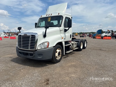 2018 Freightliner Cascadia 125 6x4 Cabeza Tractora Cabina Corta