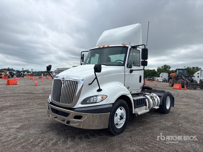 2018 International ProStar+ 6x4 3-Achs Sattelzugmaschine