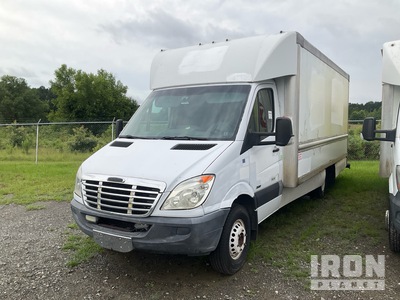 2009 Freightliner Sprinter Cargo Van
