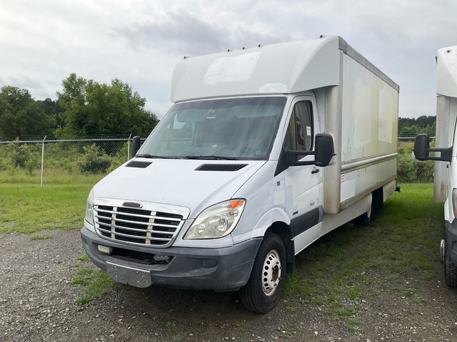 2009 Freightliner Sprinter 3500 Van Truck