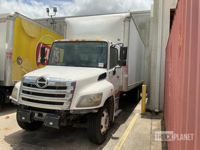 2014 Hino 268 HINO 238 Furgoneta de carga