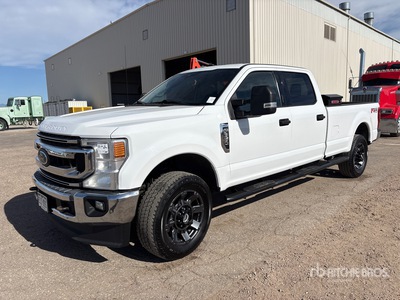 2021 Ford F-350 XLT 4x4 Crew Cab Pickup