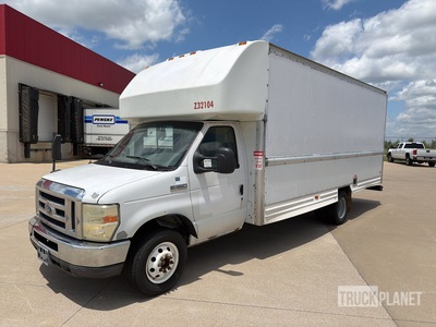 2008 Ford E-350 Van Truck