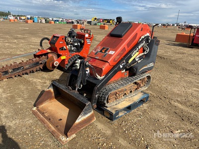 2006 Ditch Witch SK650 Mini Compact Track Loader