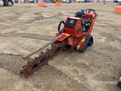 2017 Ditch Witch CX24 Walk Behind 溝掘り機