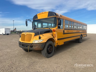 2005 International PB105 4x2 72-Seat School Bus