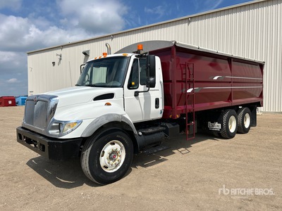 2006 International 7500 6x4 Grain Truck