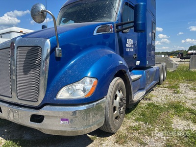 2020 Kenworth T680 Cabeza Tractora Cabina Corta