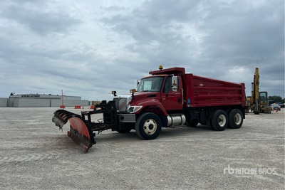 2005 International 7400 6x4 Snow Plow Truck