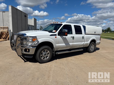 2015 Ford F-250 XLT 4x4 Crew Cab Pick-up