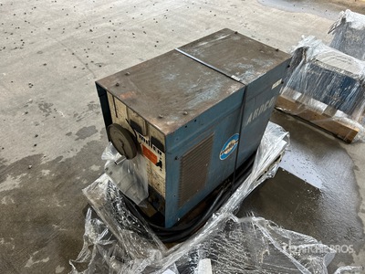 Miller CP-200 を見 Welder - Electric