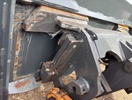 Chassis with Acopladora de las clavijas de los brazos
