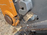 Chassis with Clavijas del cangilón al brazo elevador