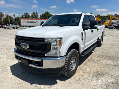 2022 Ford F-250 XL 4x4 Crew Cab Pickup