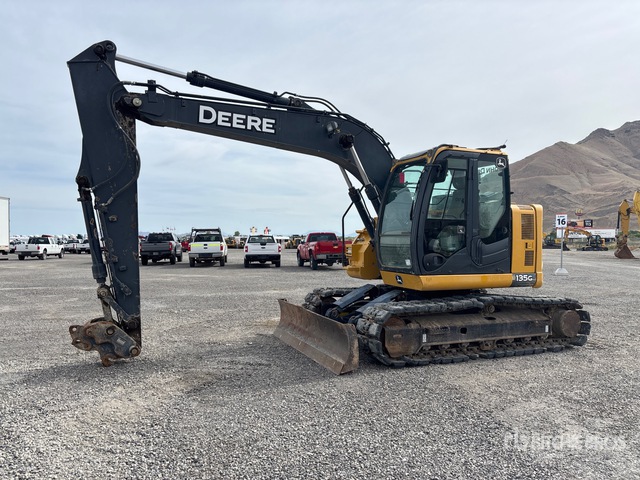 2017 John Deere 135G Tracked Excavator