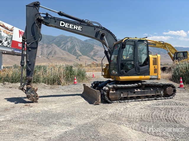 2017 John Deere 135G Tracked Excavator