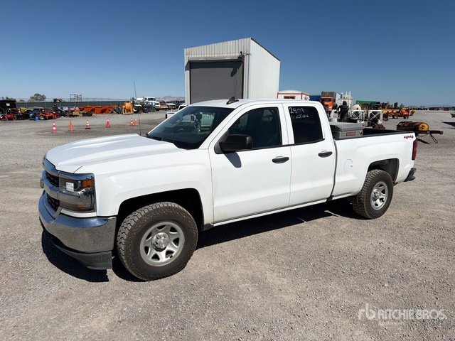 2017 Chevrolet Silverado 1500 4x4 Extended Cab Pickup