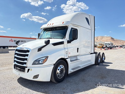 2022 Freightliner Cascadia 126 6x4 T/A Sleeper Truck Tractor