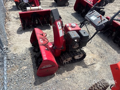 Honda HS1332 34 in Tracked Quitanieves de soplado