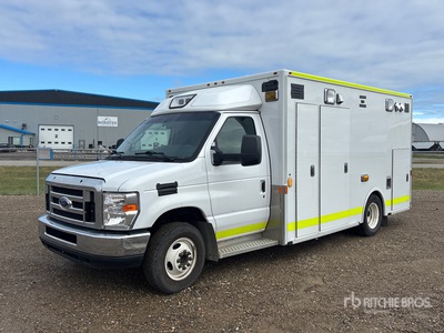 2017 Ford E-350 Ambulance