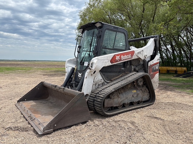 2022 Bobcat T76 R-Series Two-Speed High Flow Compact Track Loader