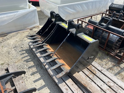 Quantity of (2) Digging 36 in & 18 in Excavator Bucket - Fits Yanmar A-T36-V55BKP - A-T18-V55BKP