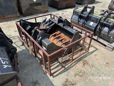 Quantity of (3) 36 in Ditching , 24 in & 18 in Digging Excavator Bucket - Fits Yanmar
