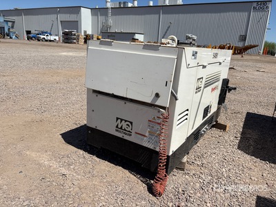 2023 Multiquip DLW400ESA4 400 A Skid-Mounted Multi-Process Saldatrice a motore