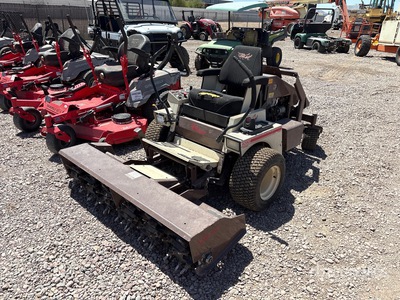 Grasshopper 660 4x2 Ride-On Aérateur