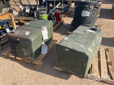 (2) Oshkosh 3199714 Fuel Tanks