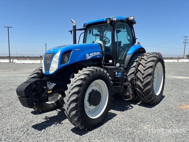2013 New Holland T7.250 4WD Tractor